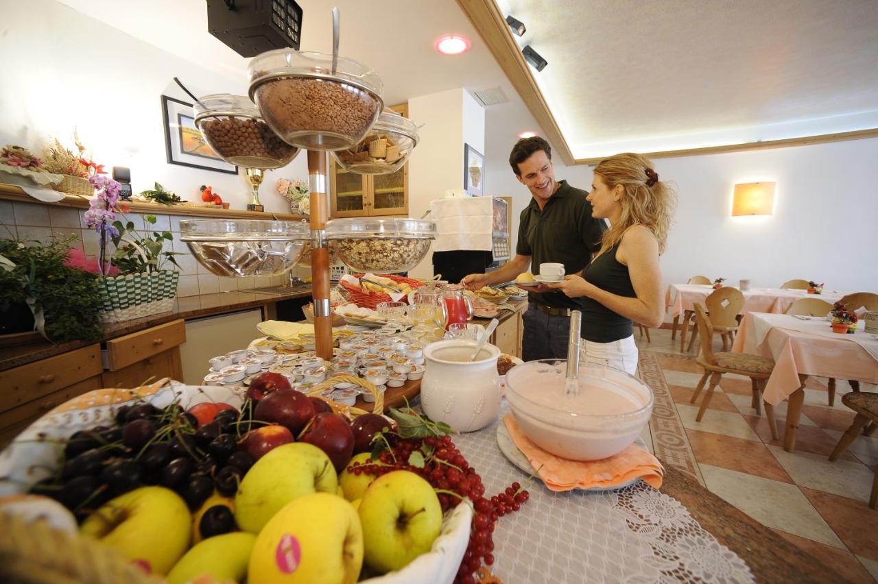 Hotel Belvedere Wellness & Family Baselga di Pine Luaran gambar